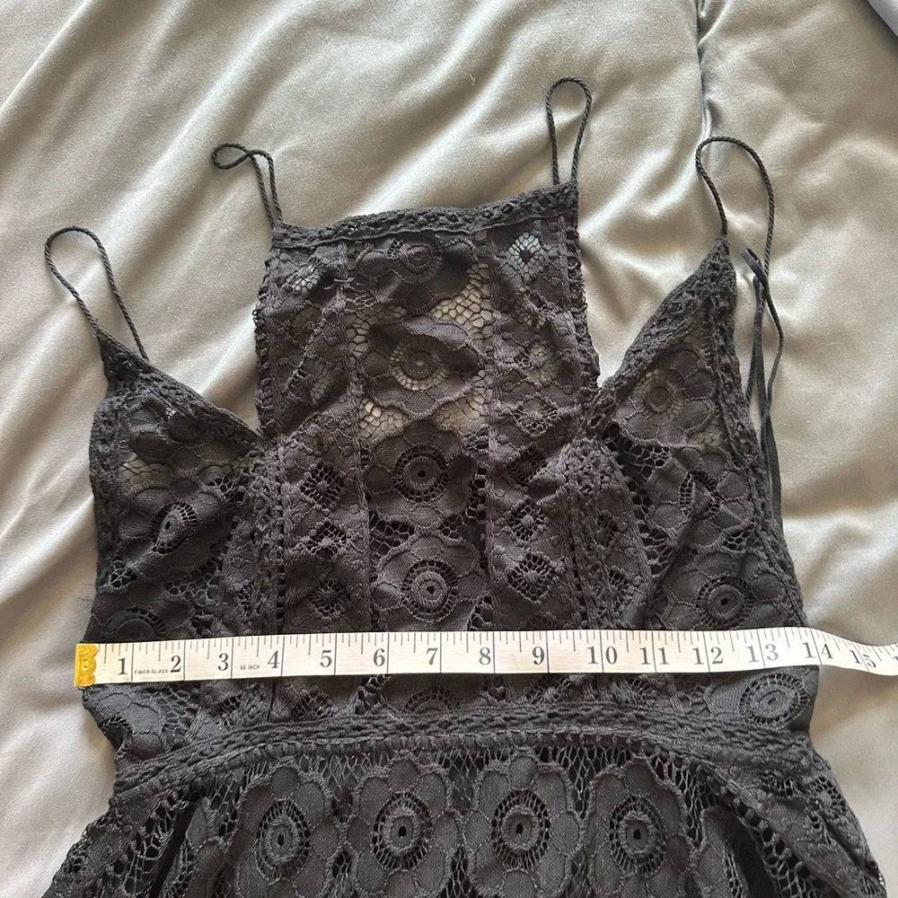 Free People Black Boho Just Like Honey Drape Hem Lace Mini Dress size 6 - Picture 14 of 14